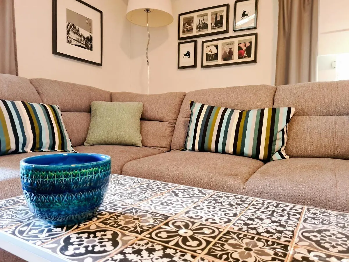 Navigare Apartment 오파티아